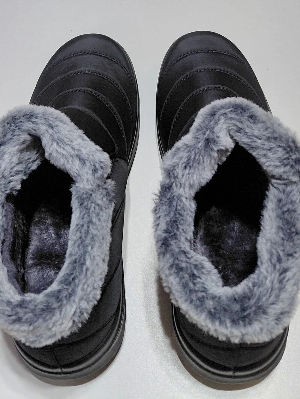 SHIBEVER Women's Black  Slip On  Fur Lined Warm Ankle Boot Size 42